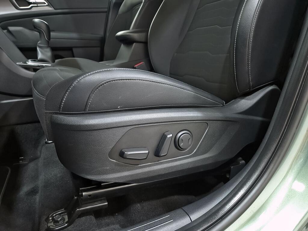 Kia Sportage 1.6 T-GDi 110kW (150CV) MHEV Tech 4x2 38