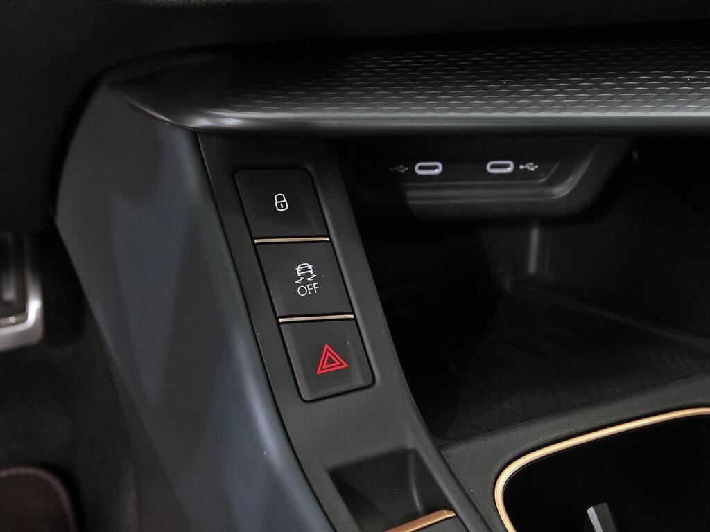 Cupra Terramar 1.5 TSI e-Hybrid 200kW (272 CV) VZ DSG 36