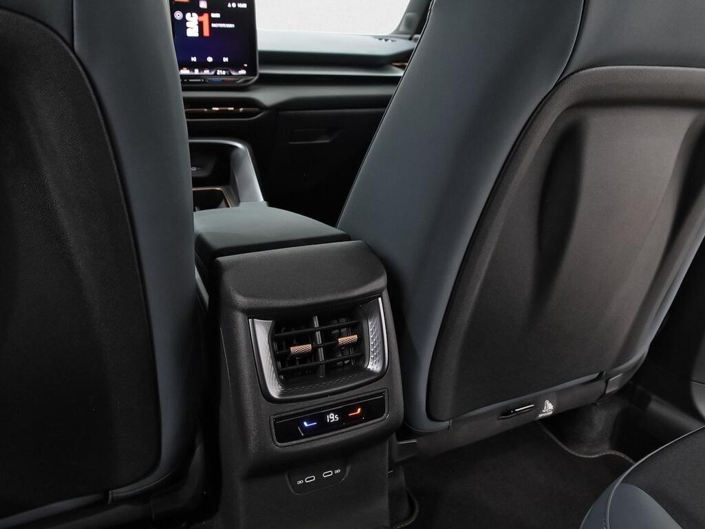 CUPRA Terramar 1.5 TSI e-Hybrid 150kW (204 CV) DSG Segunda mano