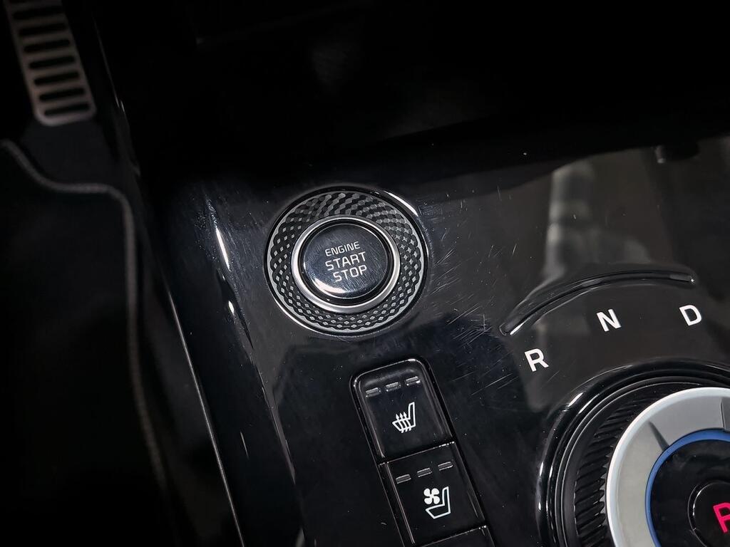 Kia Niro 1.6 GDi HEV 104kW (141CV) Concept Segunda mano