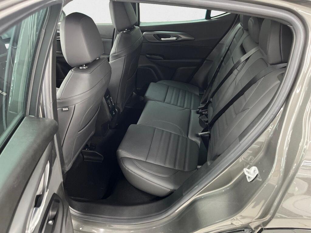 Alfa Romeo Tonale 1.3 Multi-air PHEV Speciale Q4 11