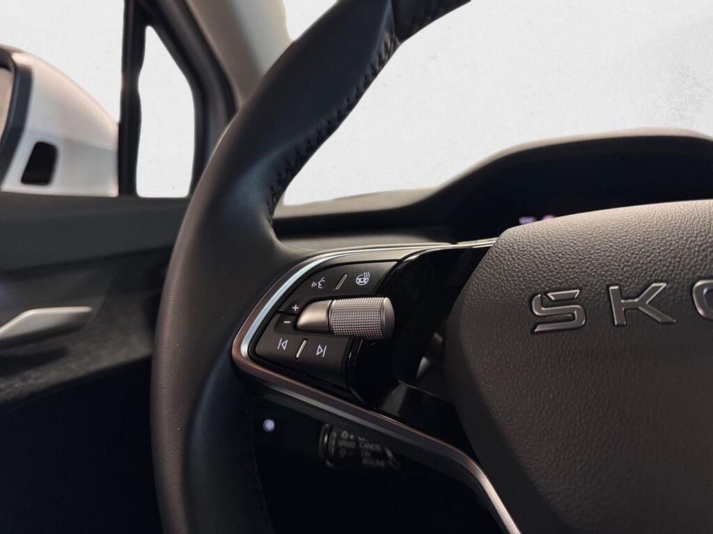 Skoda Elroq 150 kW (204 CV) 63 kWh (59 kwh neta) 9