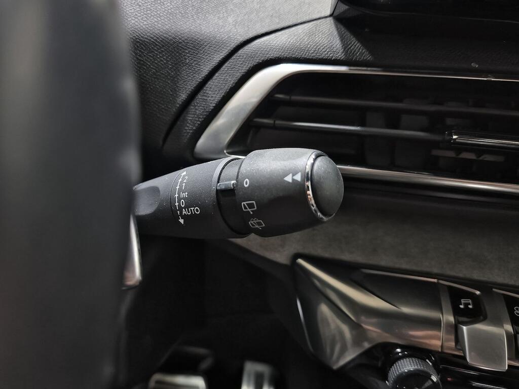 Peugeot 3008 1.2 PureTech 96KW S&S GT EAT8 Segunda mano