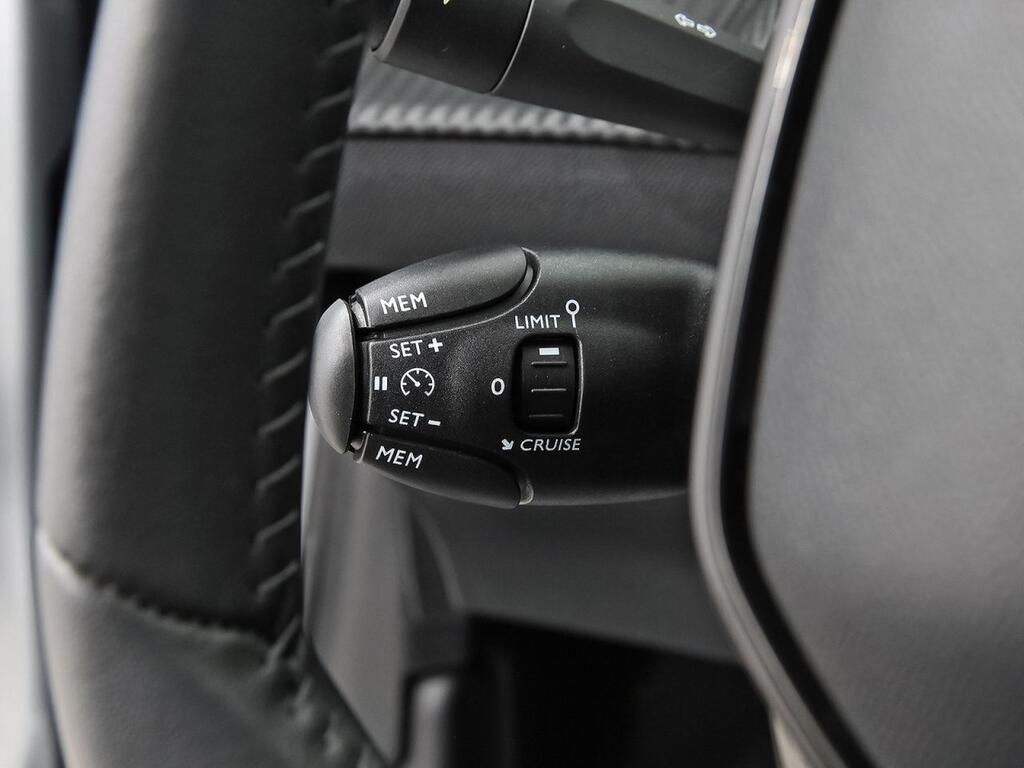 Peugeot 208 Allure Puretech 100 Segunda mano