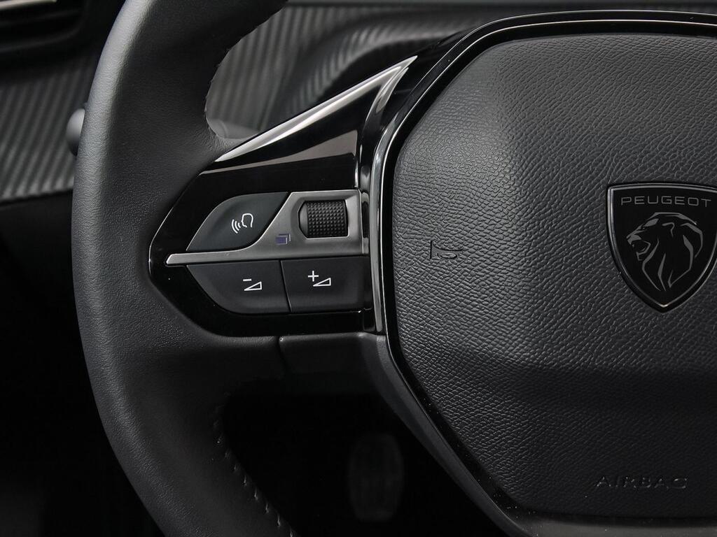 Peugeot 208 Allure Puretech 100 Segunda mano