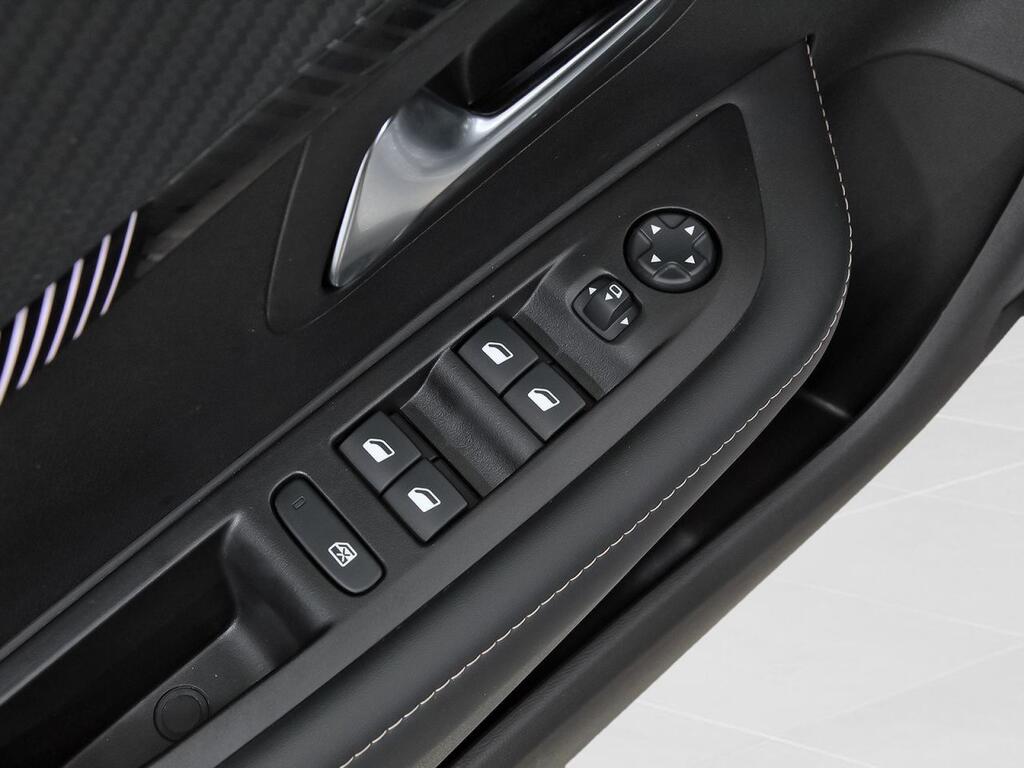 Peugeot 208 Allure Puretech 100 Segunda mano