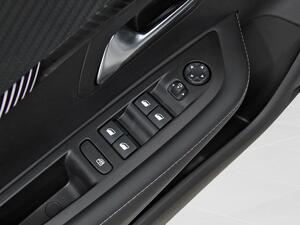 Peugeot 208 Allure Puretech 100 13
