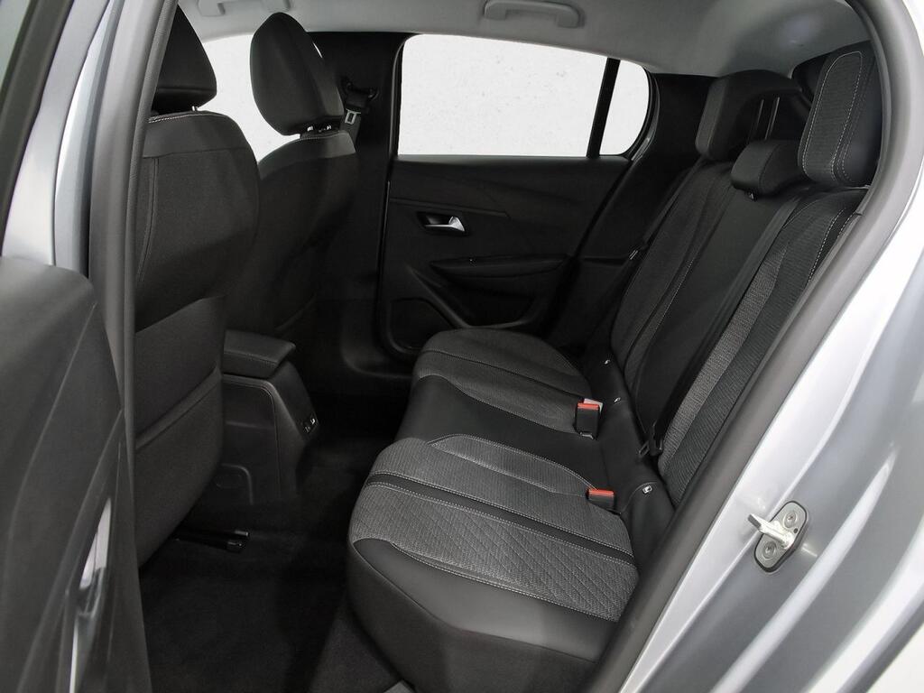 Peugeot 208 Allure Puretech 100 Segunda mano