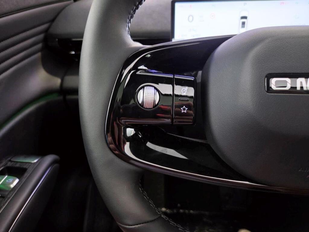 Omoda 7 PREMIUM 1.5 T-GDI SHS-P DHT 279 CV 5P Km0