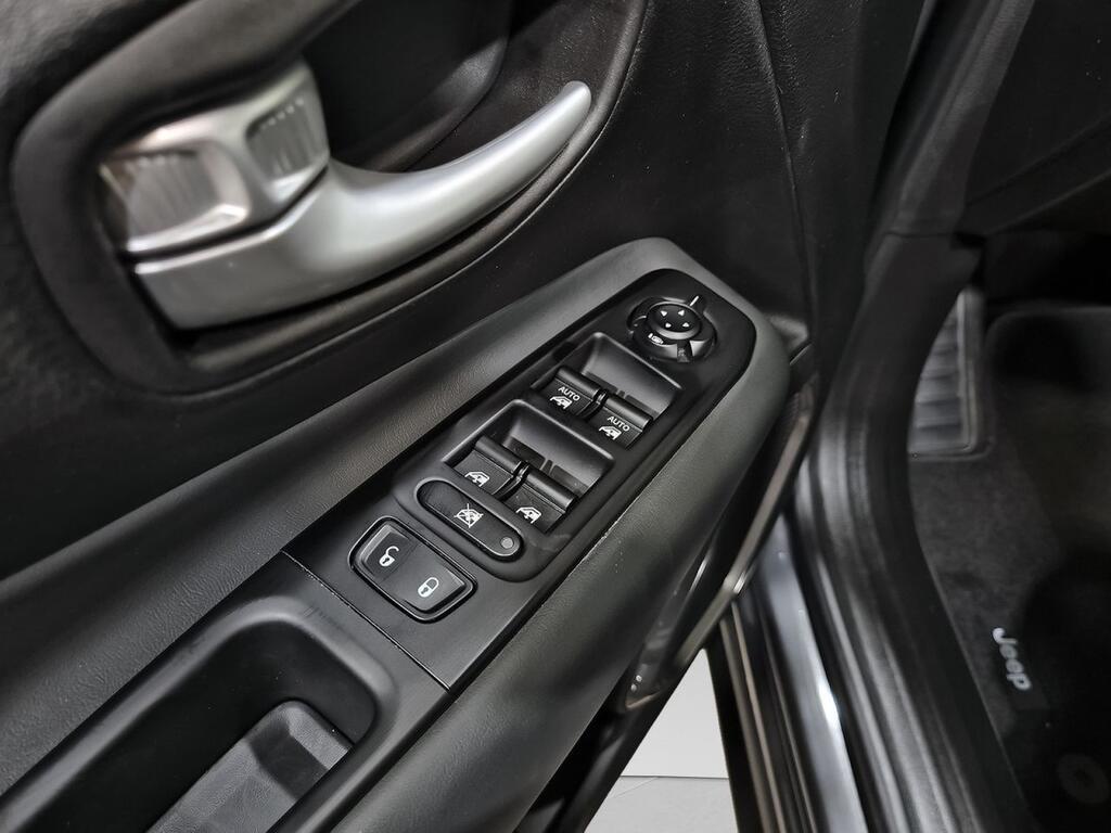 Jeep Renegade eHybrid Altitude 1.5 MHEV 130hp Dct Fwd Segunda mano