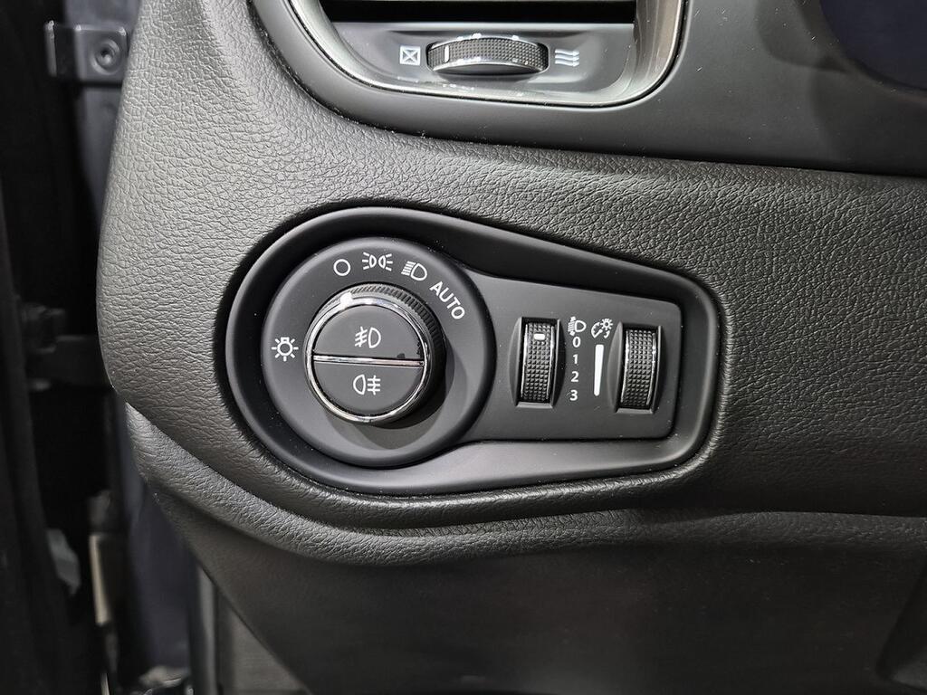 Jeep Renegade eHybrid Altitude 1.5 MHEV 130hp Dct Fwd Segunda mano