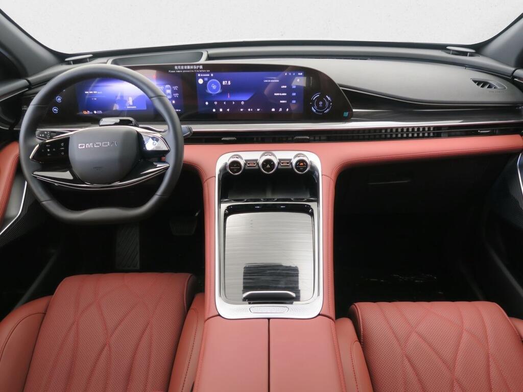 Omoda 9 PREMIUM 1.5 TGDI SHS DHT 537 CV 5P Km0