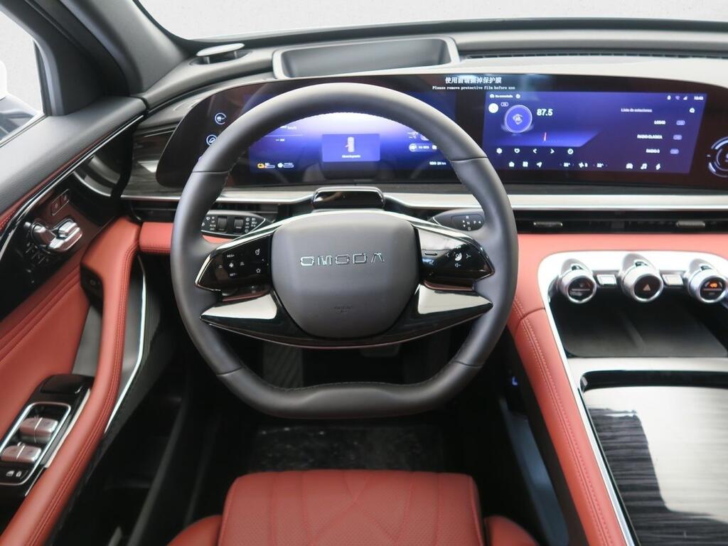 Omoda 9 PREMIUM 1.5 TGDI SHS DHT 537 CV 5P Km0
