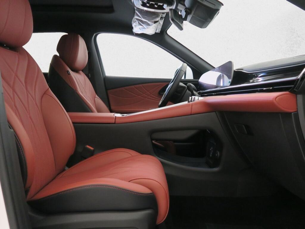 Omoda 9 PREMIUM 1.5 TGDI SHS DHT 537 CV 5P Km0