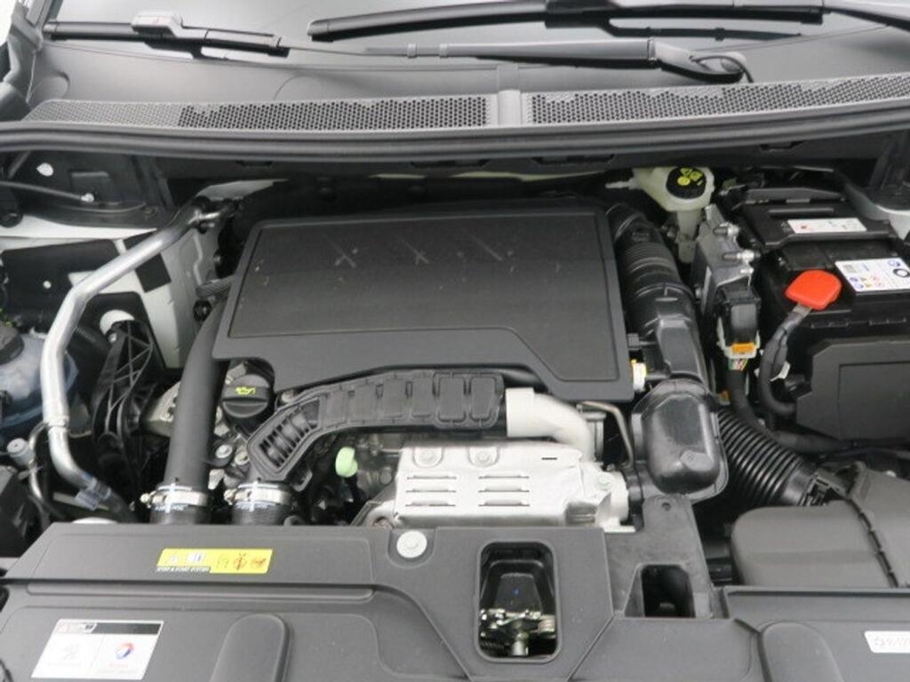 Peugeot 3008 1.2 PureTech 96KW S&S Allure Pack 24