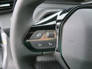 Peugeot 2008 Allure Pack Puretech 100 S&S 6 Vel. MAN 6