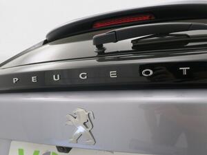 Peugeot 2008 Allure Pack Puretech 100 S&S 6 Vel. MAN 18