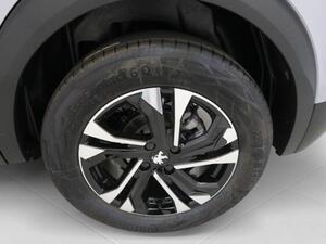 Peugeot 2008 Allure Pack Puretech 100 S&S 6 Vel. MAN 21