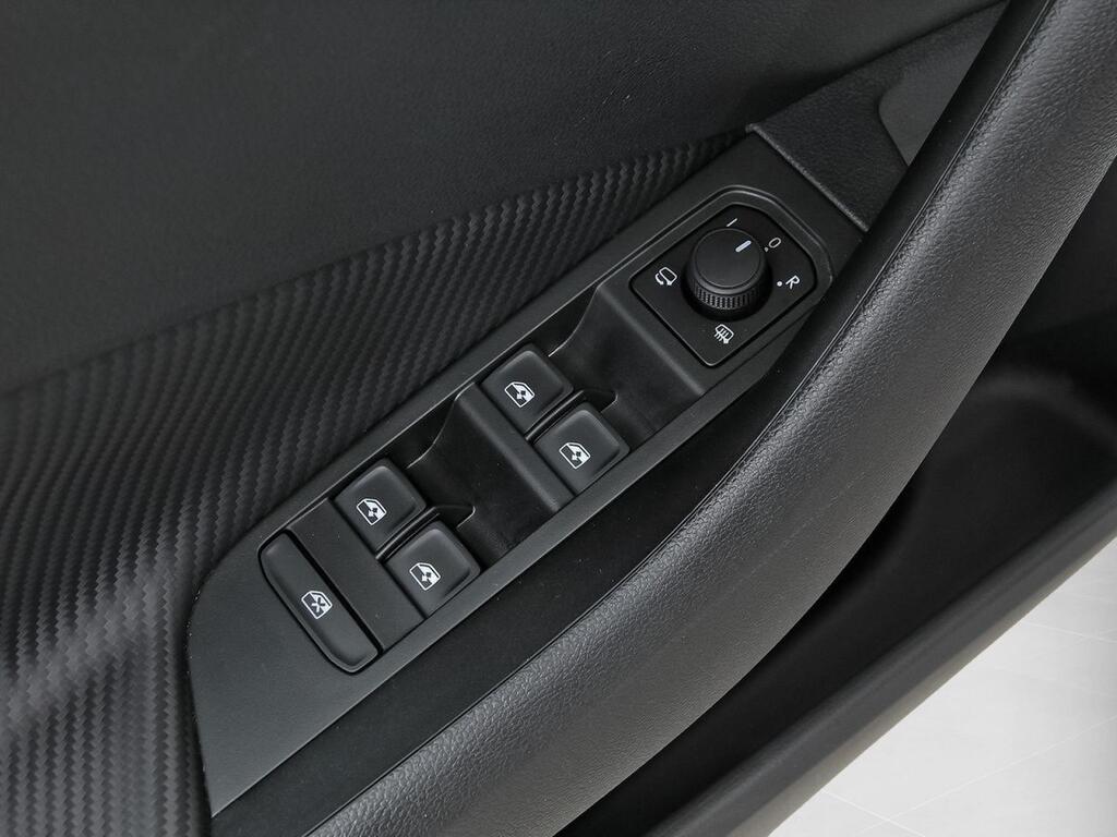 Skoda Kamiq 1.0 TSI 85kW (115CV) DSG MONTE CARLO Segunda mano