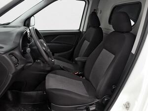 Fiat Doblò 1.3 MULTIJET 95 SX 4P 9