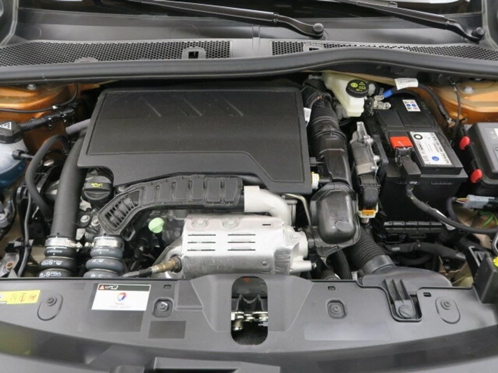 Peugeot 2008 Allure Pack Puretech 100 S&S 6 Vel. MAN Segunda mano