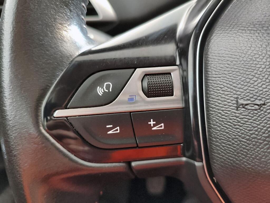Peugeot 3008 1.5 BlueHDi 96kW (130CV) S&S Active Pack Segunda mano