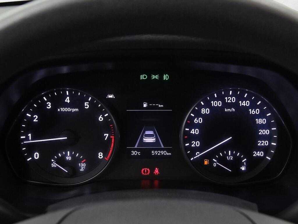 Hyundai i30 1.5 DPI Essence 15