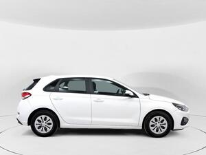 Hyundai i30 1.5 DPI Essence 3