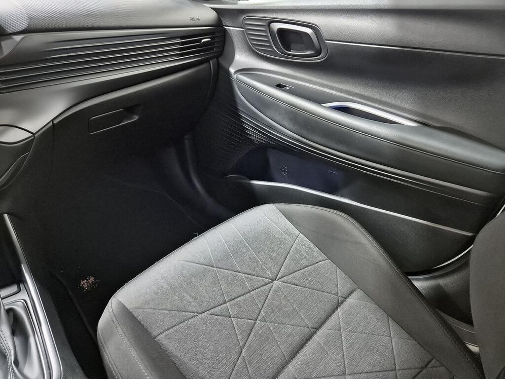 Hyundai Bayon 1.0 TGDI 74kW (100CV) 48V Maxx DCT Segunda mano