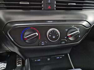 Hyundai Bayon 1.0 TGDI 74kW (100CV) 48V Maxx DCT 23