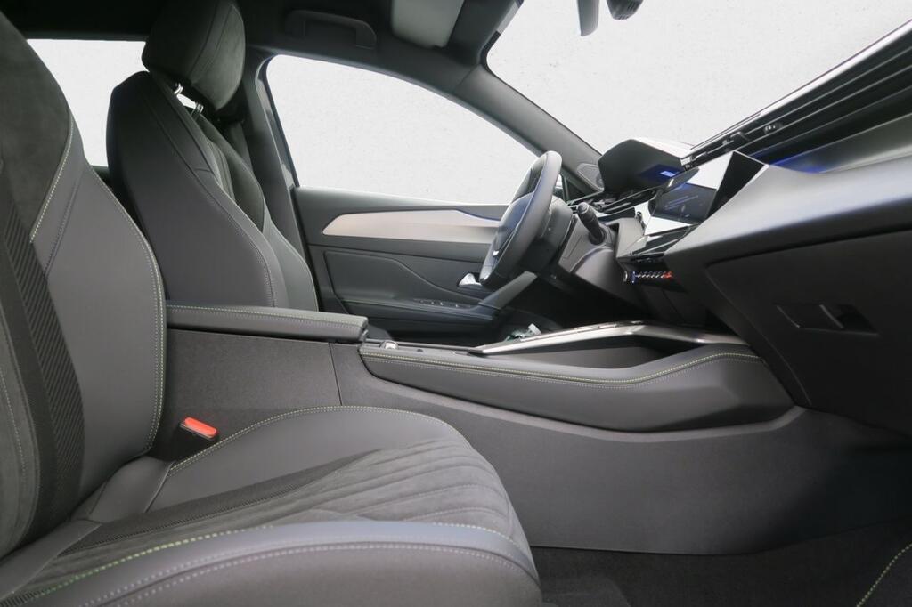 Peugeot 308 5P GT Eléctrico 115kW (156CV) 54kWh Km0