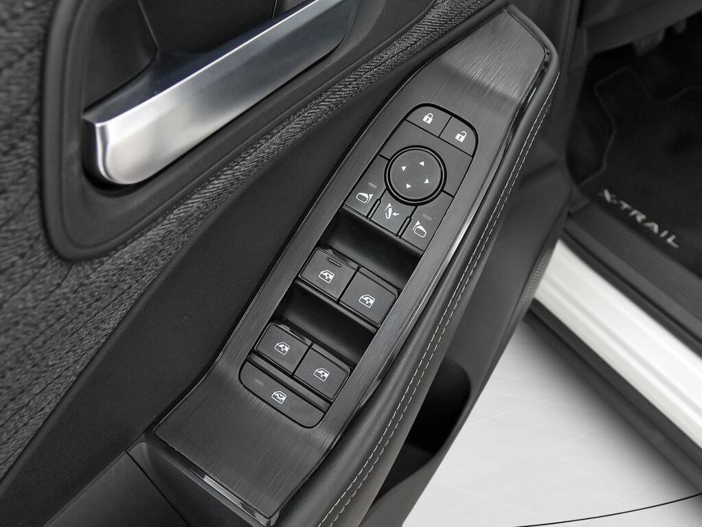 Nissan X-Trail 5pl 1.5 e-POWER 152kW 4x2 A/T N-Connecta Segunda mano