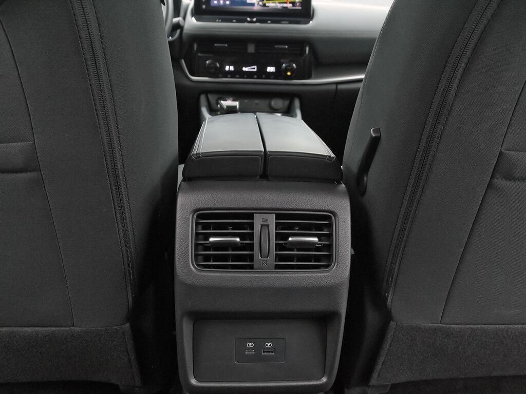 Nissan X-Trail 5pl 1.5 e-POWER 152kW 4x2 A/T N-Connecta Segunda mano
