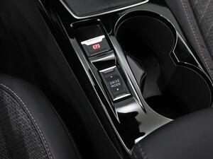 Peugeot 2008 Allure Puretech 100 S&S 6 Vel. MAN 32