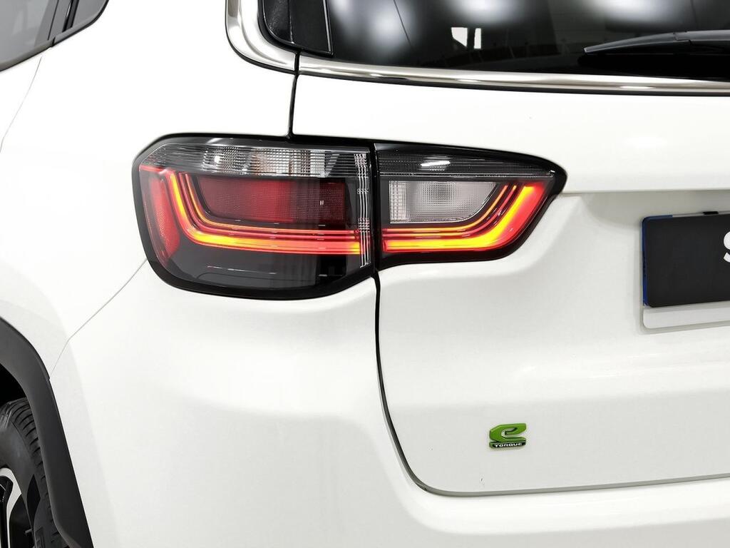 Jeep Compass eHybrid 1.5 MHEV 96kW Limited Dct Segunda mano