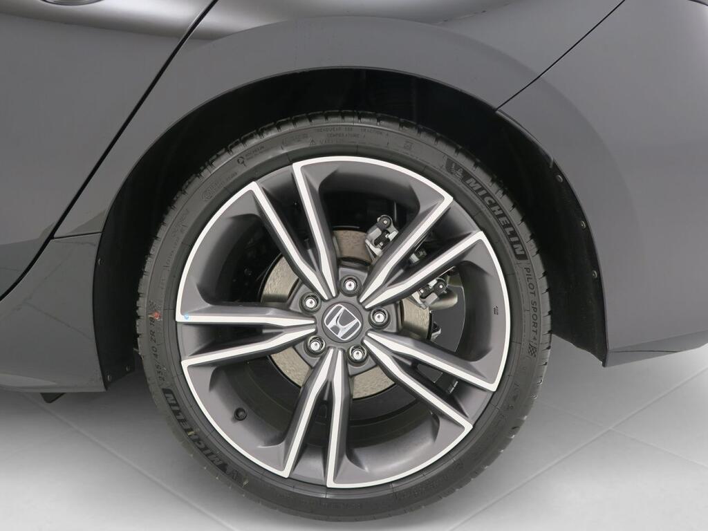 Honda Civic Berlina 2.0 HEV ADVANCE CVT 184 5P 26
