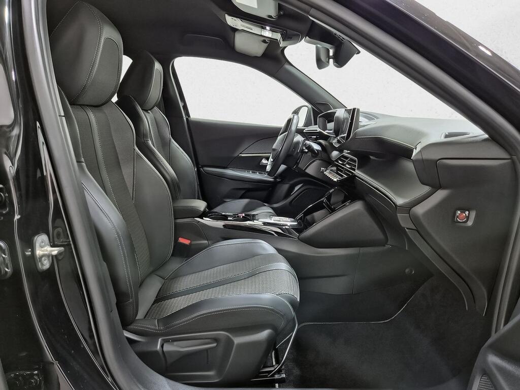 Peugeot 2008 GT BlueHDI 130 S&S EAT8 Segunda mano