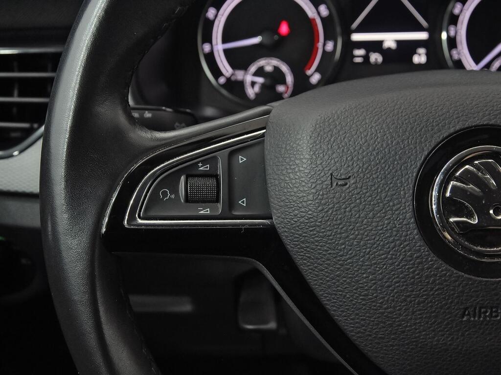 Skoda Scala 1.0 TSI 70 KW (95 CV) Ambition Segunda mano
