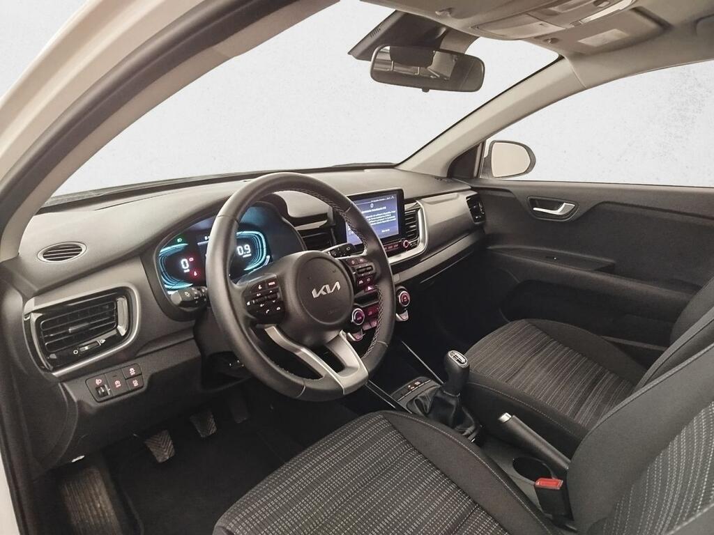 Kia Stonic SUV 1.0 T-GDI MHEV IMT 74KW DRIVE 100 5P Segunda mano