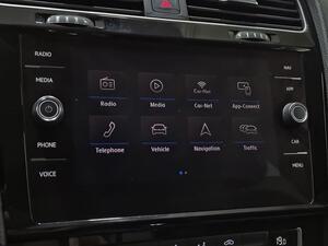 Volkswagen Golf Sport R-Line 1.5 TSI 110kW (150CV) DSG 18