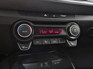 Kia Stonic 1.6 CRDi VGT 100kW (136CV) Drive 23