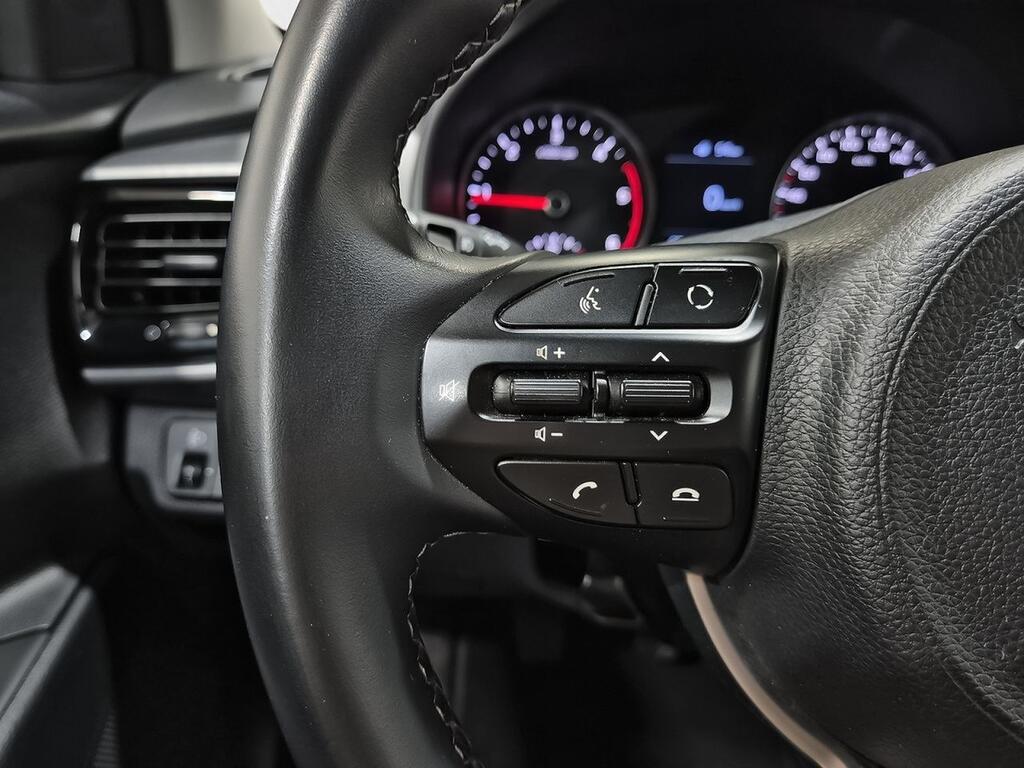 Kia Stonic 1.6 CRDi VGT 100kW (136CV) Drive Segunda mano