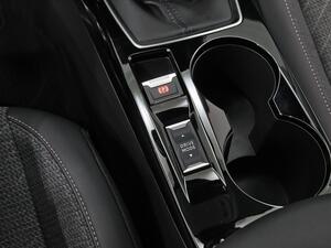 Peugeot 208 Allure Gasolina 100 S&S 6 Vel. MAN 31