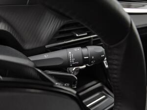 Peugeot 208 Allure Gasolina 100 S&S 6 Vel. MAN 17