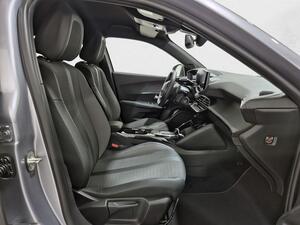 Peugeot 2008 GT BlueHDI 130 S&S EAT8 7