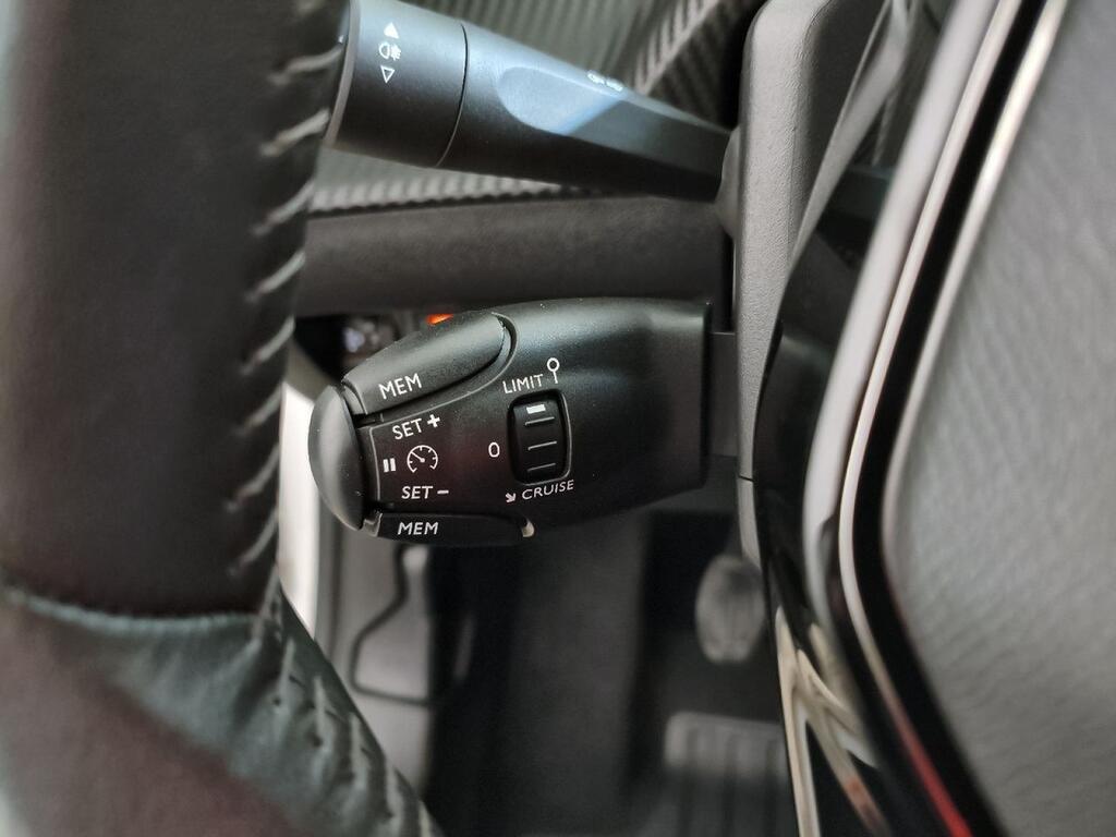 Peugeot 208 BlueHDi 73kW (100CV) Active Pack Segunda mano