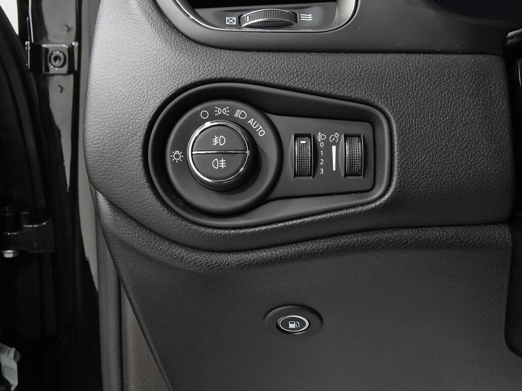 Jeep Renegade 4xe Overland 1.3 PHEV 240hp AT EAWD Segunda mano
