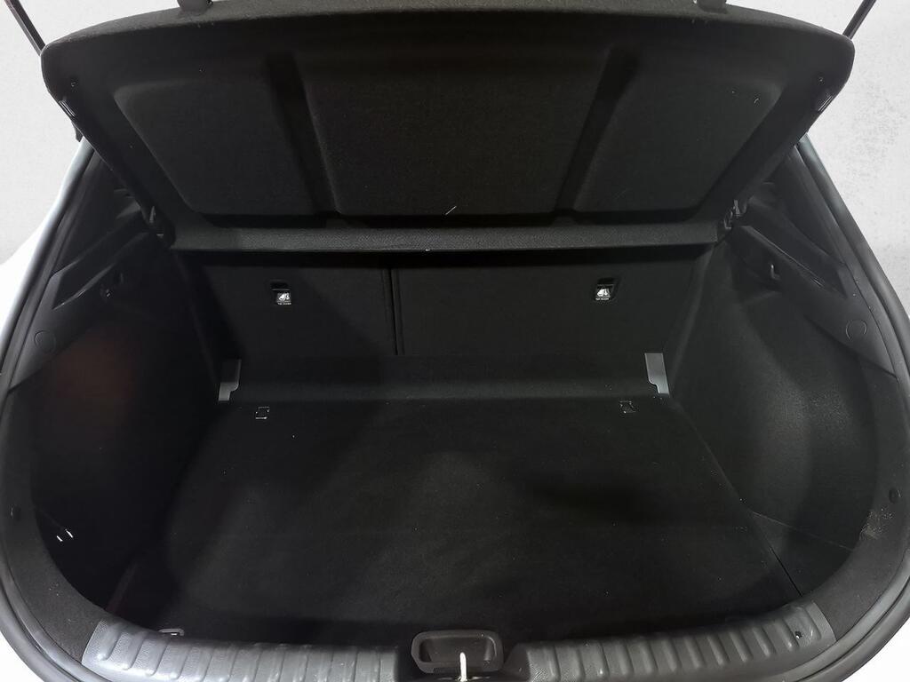 Kia XCeed 1.6 MHEV iMT Drive 100kW (136CV) Segunda mano