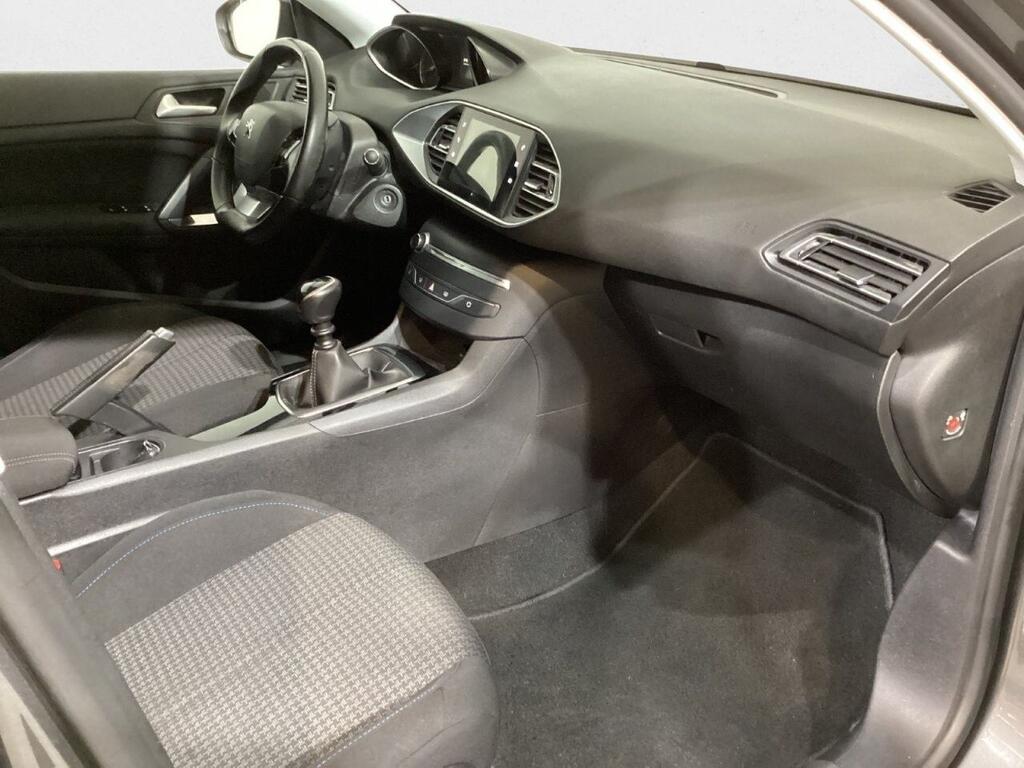 Peugeot 308 5p Style BlueHDi 130 S&S Segunda mano