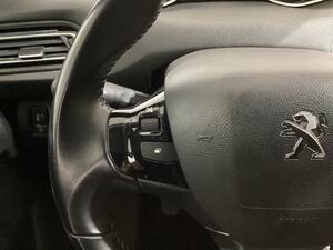 Peugeot 308 5p Style BlueHDi 130 S&S 13